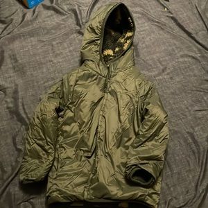 Old Navy Camouflage/Dark Green Reversible Jacket